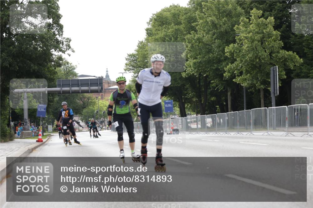 29.06.2025 - hella hamburg halbmarathon Jannik Wohlers http://msf.ph/oto/8314893 29.06.2025 08:59:26 Lombardsbrücke  meine-sportfotos.de