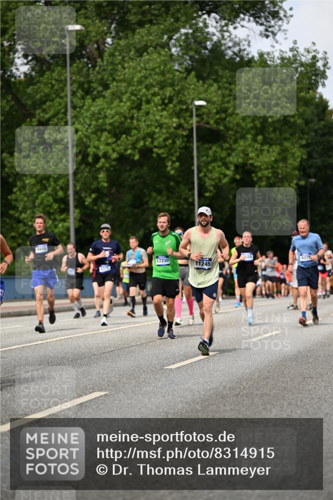 29.06.2025 - hella hamburg halbmarathon Dr. Thomas Lammeyer http://msf.ph/oto/8314915 29.06.2025 10:38:42 Kennedybrücke 1025, 1705, 2355, 2376, 2510, 2511, 2751, 2801, 3145, 3420, 3829, 4479, 4540, 4942, 5609, 6034, 6105, 6171, 6310, 6718, 6727, 6843, 7299, 7644, 8021, 8202, 8589, 8965, 9379, 9448, 9514, 10674, 11122, 11245 meine-sportfotos.de