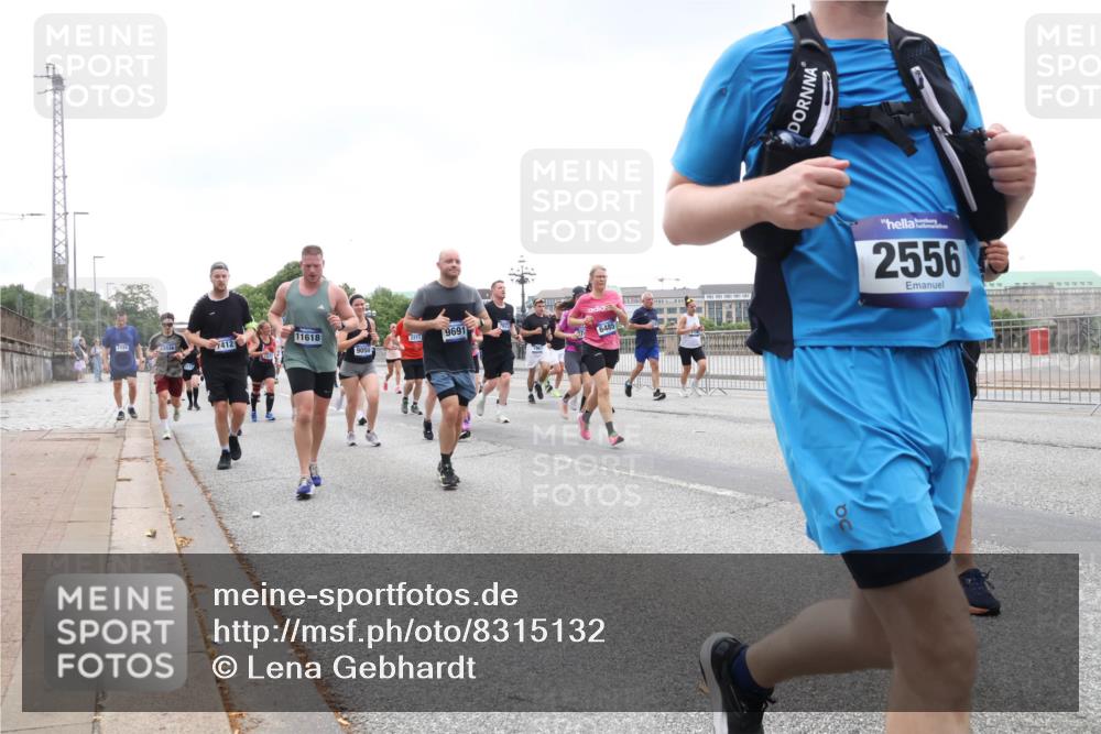 29.06.2025 - hella hamburg halbmarathon Lena Gebhardt http://msf.ph/oto/8315132 29.06.2025 10:47:07 Lombardsbrücke 1720, 412, 11618, 2211, 9691, 9050, 6485, 2556, 1073, 1185, 1286, 1363, 1371, 1375, 1463, 1523, 1593, 1607, 1704, 1720, 1961, 1999, 2162, 2211, 2320, 2327, 2537, 2555, 2556, 2665, 2981, 3277, 3406, 3407, 3734, 3823, 4184, 4202, 4239, 4296, 4325, 4342, 4483, 4806, 4895, 5111, 5114, 5700, 5796, 5895, 5953, 6485, 6496, 6740, 6879, 6995, 7073, 7412, 7430, 7431, 7630, 7631, 7827, 8105, 8131, 8486, 8553, 8684, 8706, 8915, 8953, 8967, 9018, 16987 meine-sportfotos.de