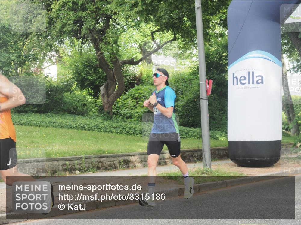 29.06.2025 - hella hamburg halbmarathon KatJ http://msf.ph/oto/8315186 29.06.2025 10:15:44 Zwischen KM18-KM19 4338, 8376 meine-sportfotos.de
