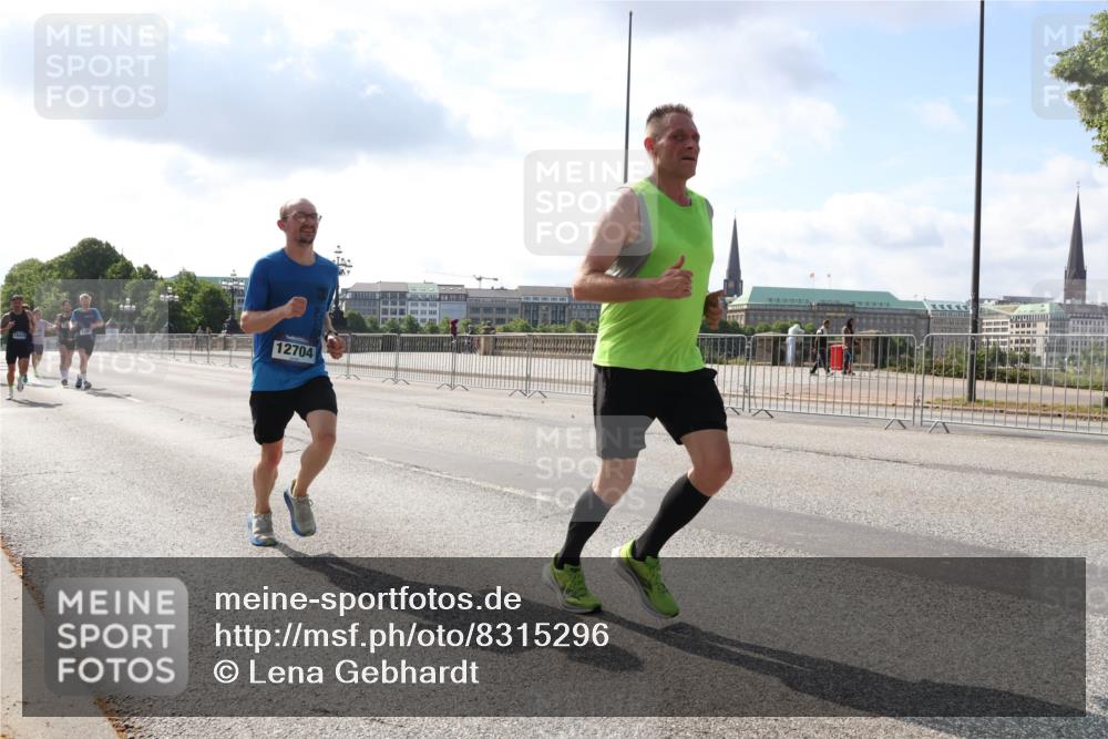 29.06.2025 - hella hamburg halbmarathon Lena Gebhardt http://msf.ph/oto/8315296 29.06.2025 09:47:26 Lombardsbrücke 12704, 1002, 1217, 1396, 1407, 1411, 1577, 1910, 1959, 2121, 2228, 2404, 2563, 2774, 2836, 2851, 3005, 3783, 3790, 3935, 4246, 4740, 5193, 5923, 5961, 6032, 6305, 6473, 6915, 7831, 7972, 8084, 8323, 8366, 8395, 9171, 9376, 9508, 9519, 10771, 11019, 11055, 11370, 11559, 11806, 12137, 12204, 12704, 12751, 13029, 13148, 13419, 13771, 13972, 13991, 14069, 14385, 14459, 16123, 17154, 18419 meine-sportfotos.de