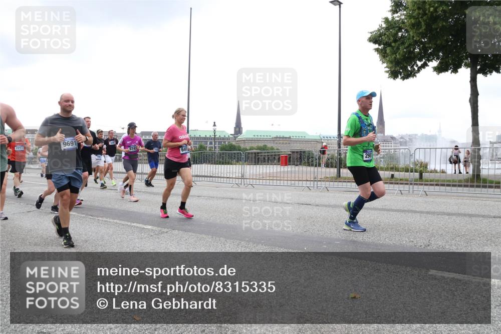 29.06.2025 - hella hamburg halbmarathon Lena Gebhardt http://msf.ph/oto/8315335 29.06.2025 10:47:08 Lombardsbrücke 2211, 9691, 9743, 298, 1073, 1185, 1286, 1363, 1371, 1375, 1463, 1523, 1593, 1607, 1704, 1720, 1961, 1999, 2162, 2211, 2320, 2327, 2537, 2555, 2556, 2665, 2981, 3277, 3406, 3407, 3734, 3823, 4184, 4202, 4239, 4296, 4325, 4342, 4483, 4806, 4895, 5111, 5114, 5700, 5796, 5895, 5953, 6255, 6256, 6485, 6496, 6740, 6879, 6995, 7073, 7412, 7430, 7431, 7630, 7631, 7827, 8105, 8131, 8486, 8553, 8684, 8706, 8915, 8953, 8967, 9018, 16987 meine-sportfotos.de