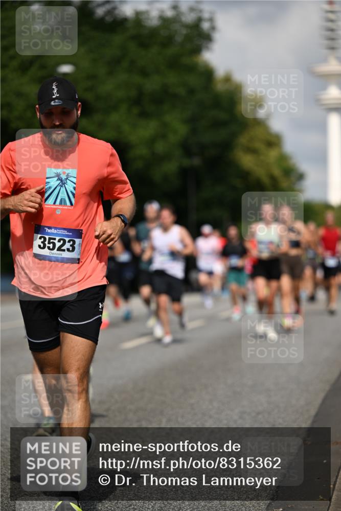 29.06.2025 - hella hamburg halbmarathon Dr. Thomas Lammeyer http://msf.ph/oto/8315362 29.06.2025 09:55:05 Kennedybrücke 1136, 1570, 1903, 1912, 1920, 1941, 2972, 3523, 3700, 4297, 4759, 4843, 4865, 4999, 5275, 5375, 5410, 7092, 7105, 7363, 7378, 7693, 7962, 8346, 8871, 9114, 9262, 9364, 9371, 9380, 9885, 10193, 10375, 10480, 10669, 11417 meine-sportfotos.de