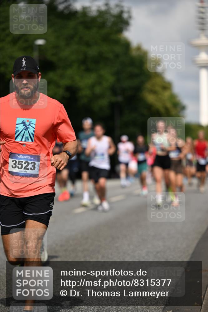 29.06.2025 - hella hamburg halbmarathon Dr. Thomas Lammeyer http://msf.ph/oto/8315377 29.06.2025 09:55:05 Kennedybrücke 1136, 1570, 1903, 1912, 1920, 1941, 2972, 3523, 3700, 4297, 4759, 4843, 4865, 4999, 5275, 5375, 5410, 7092, 7105, 7363, 7378, 7693, 7962, 8346, 8871, 9114, 9262, 9364, 9371, 9380, 9885, 10193, 10375, 10480, 10669, 11417 meine-sportfotos.de
