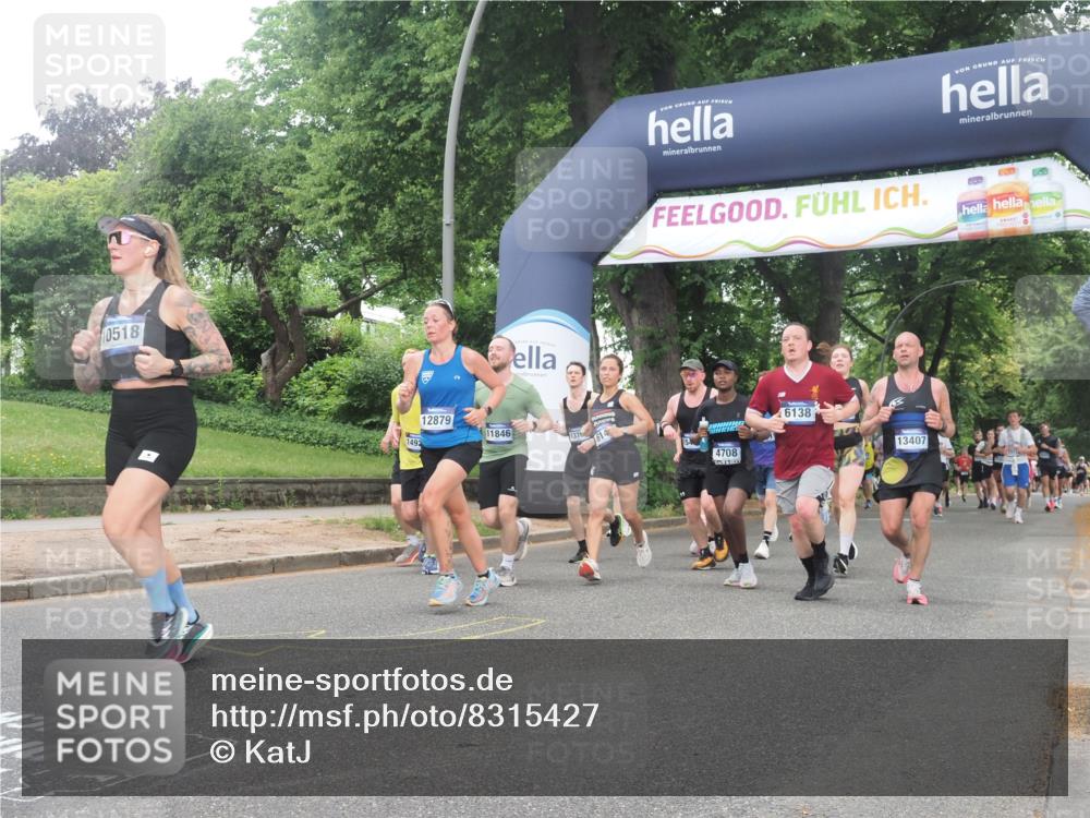 29.06.2025 - hella hamburg halbmarathon KatJ http://msf.ph/oto/8315427 29.06.2025 10:45:18 Zwischen KM18-KM19 1319, 4319, 4379, 4708, 4767, 5084, 6138, 6147, 6531, 8744 meine-sportfotos.de