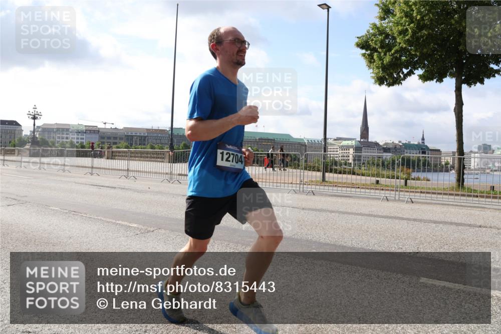 29.06.2025 - hella hamburg halbmarathon Lena Gebhardt http://msf.ph/oto/8315443 29.06.2025 09:47:27 Lombardsbrücke 12704, 1002, 1217, 1396, 1407, 1411, 1910, 1959, 2121, 2228, 2404, 2563, 2774, 2836, 2851, 3005, 3783, 3790, 3935, 4246, 4740, 5193, 5923, 5961, 6032, 6305, 6473, 6915, 7831, 7972, 8084, 8366, 8395, 9171, 9376, 9508, 9519, 10771, 11019, 11055, 11370, 11559, 11806, 12137, 12204, 12704, 12751, 13029, 13148, 13419, 13771, 13972, 13991, 14069, 14385, 14459, 16123, 17154, 18419 meine-sportfotos.de
