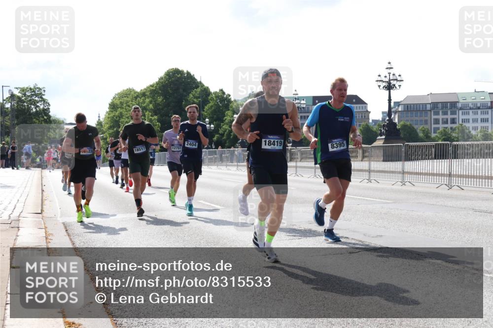 29.06.2025 - hella hamburg halbmarathon Lena Gebhardt http://msf.ph/oto/8315533 29.06.2025 09:47:29 Lombardsbrücke 18517, 12751, 2404, 18419, 8395, 1002, 1217, 1396, 1407, 1910, 1959, 2121, 2228, 2404, 2563, 2774, 2836, 2851, 3005, 3783, 3790, 3935, 4246, 4740, 5923, 5961, 6032, 6305, 6473, 6915, 7831, 7972, 8084, 8366, 8395, 9171, 9376, 9508, 9519, 10771, 10968, 11019, 11055, 11370, 11559, 11806, 12137, 12204, 12704, 12751, 13029, 13148, 13419, 13771, 13972, 13991, 14069, 14459, 16123, 17154, 18419 meine-sportfotos.de