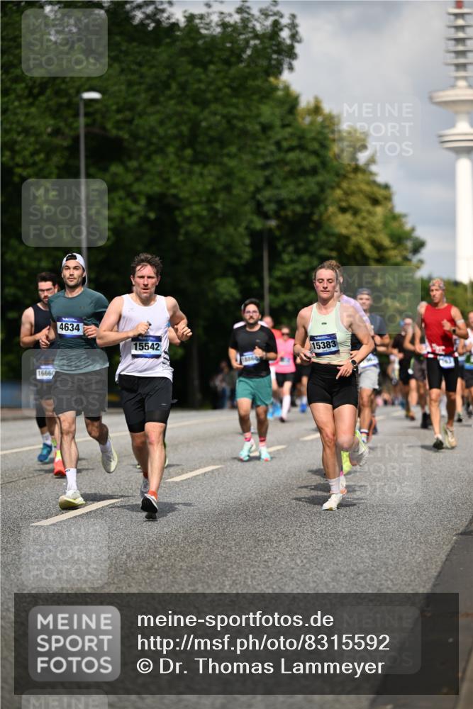 29.06.2025 - hella hamburg halbmarathon Dr. Thomas Lammeyer http://msf.ph/oto/8315592 29.06.2025 09:55:07 Kennedybrücke 1136, 1570, 1903, 1912, 1920, 1941, 2972, 3523, 3700, 4297, 4759, 4843, 4999, 5375, 5410, 7092, 7105, 7363, 7962, 8346, 8871, 9114, 9262, 9364, 9380, 10375, 10480, 10669, 11417 meine-sportfotos.de