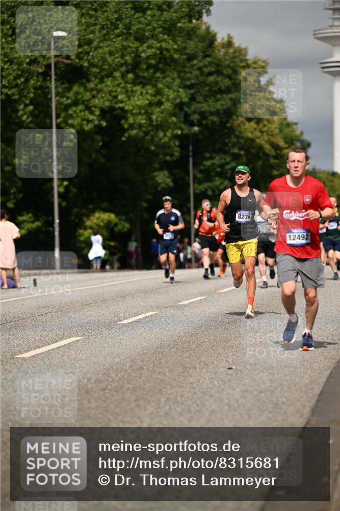 29.06.2025 - hella hamburg halbmarathon Dr. Thomas Lammeyer http://msf.ph/oto/8315681 29.06.2025 10:17:15 Kennedybrücke 1007, 1328, 1859, 2961, 2987, 3218, 3729, 4554, 4950, 5232, 5597, 5598, 6026, 7346, 8115, 8279, 8913, 9128, 9527, 10581 meine-sportfotos.de