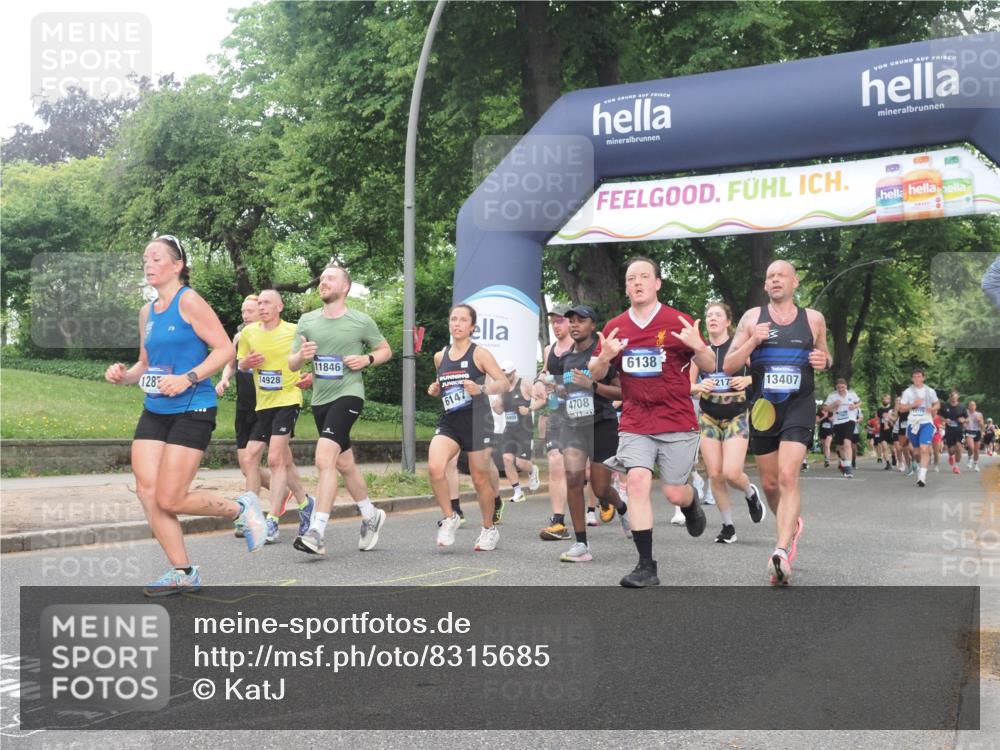 29.06.2025 - hella hamburg halbmarathon KatJ http://msf.ph/oto/8315685 29.06.2025 10:45:18 Zwischen KM18-KM19 1319, 4319, 4379, 4708, 4767, 5084, 6138, 6147, 6531, 8744 meine-sportfotos.de