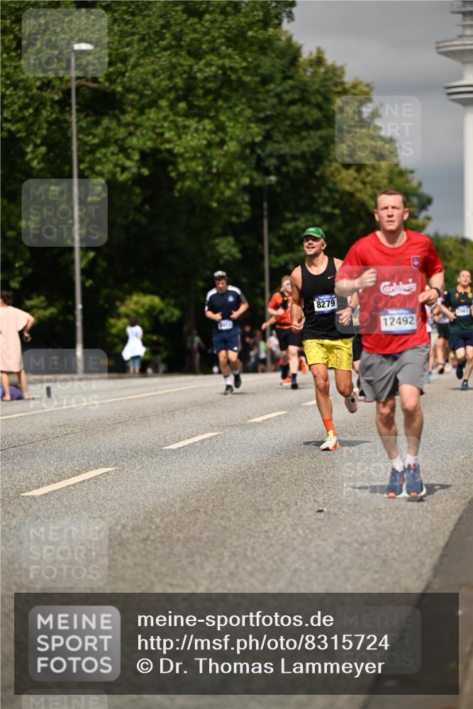29.06.2025 - hella hamburg halbmarathon Dr. Thomas Lammeyer http://msf.ph/oto/8315724 29.06.2025 10:17:15 Kennedybrücke 1007, 1328, 1859, 2961, 2987, 3218, 3729, 4554, 4950, 5232, 5597, 5598, 6026, 7346, 8115, 8279, 8913, 9128, 9527, 10581 meine-sportfotos.de