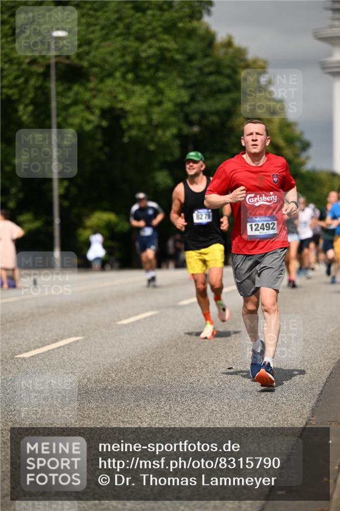 29.06.2025 - hella hamburg halbmarathon Dr. Thomas Lammeyer http://msf.ph/oto/8315790 29.06.2025 10:17:16 Kennedybrücke 1007, 1328, 1859, 2055, 2961, 2987, 3218, 3729, 4554, 4950, 5232, 5597, 5598, 6026, 7346, 7460, 8115, 8279, 8913, 9128, 9527, 10581 meine-sportfotos.de