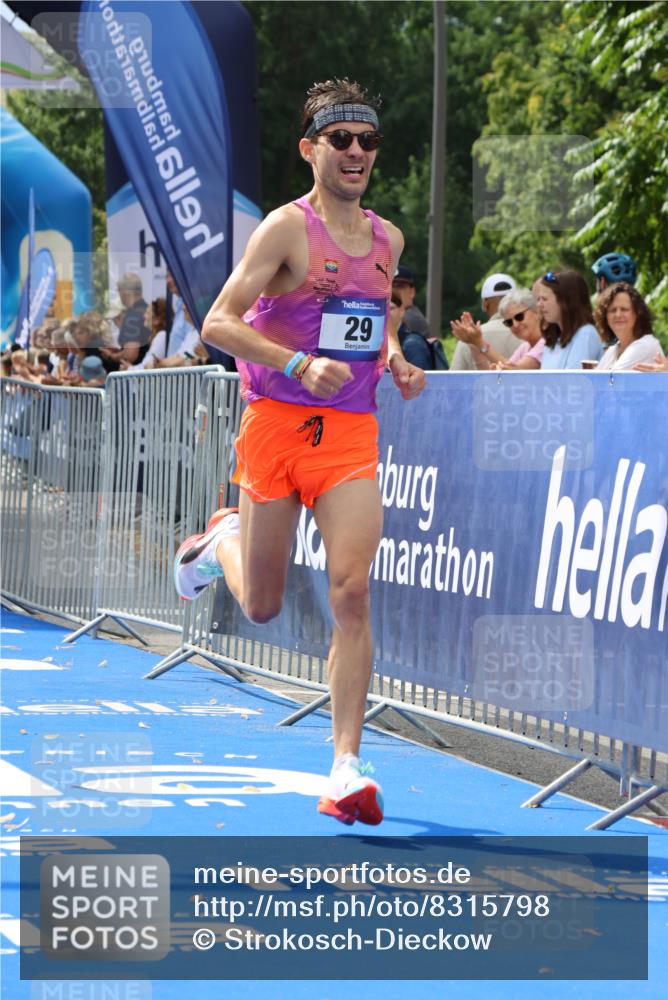 29.06.2025 - hella hamburg halbmarathon Strokosch-Dieckow http://msf.ph/oto/8315798 29.06.2025 10:08:59 Ziel 29 meine-sportfotos.de