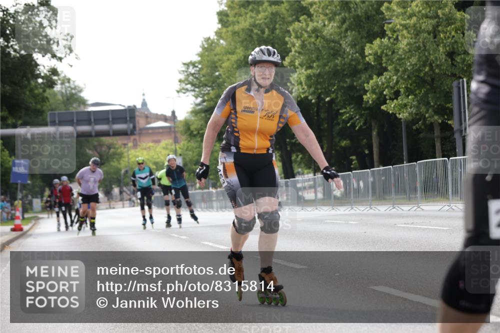 29.06.2025 - hella hamburg halbmarathon Jannik Wohlers http://msf.ph/oto/8315814 29.06.2025 08:59:32 Lombardsbrücke  meine-sportfotos.de