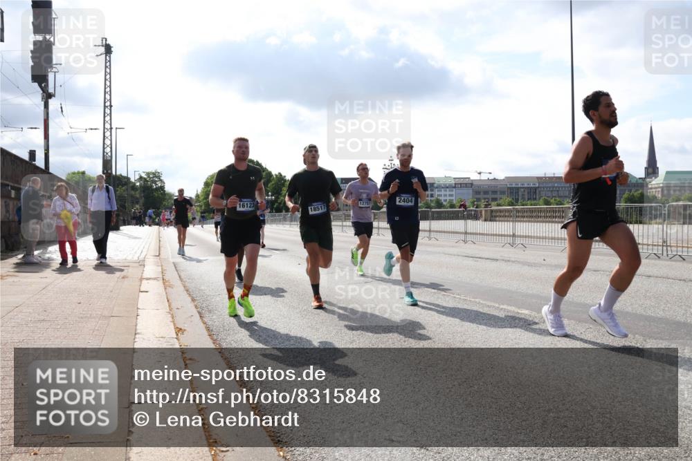 29.06.2025 - hella hamburg halbmarathon Lena Gebhardt http://msf.ph/oto/8315848 29.06.2025 09:47:31 Lombardsbrücke 16123, 18517, 12751, 13, 2404, 1002, 1217, 1396, 1407, 1910, 1959, 2121, 2196, 2228, 2296, 2404, 2563, 2774, 2836, 2851, 3005, 3783, 3790, 3935, 4246, 4740, 5923, 5961, 6032, 6305, 6473, 6915, 7831, 7972, 8084, 8366, 8395, 8901, 9171, 9376, 9508, 9519, 10771, 10968, 11019, 11055, 11370, 11559, 11806, 12137, 12204, 12704, 12751, 13029, 13148, 13419, 13514, 13771, 13972, 13991, 14459, 14601, 16123, 17154, 18419 meine-sportfotos.de