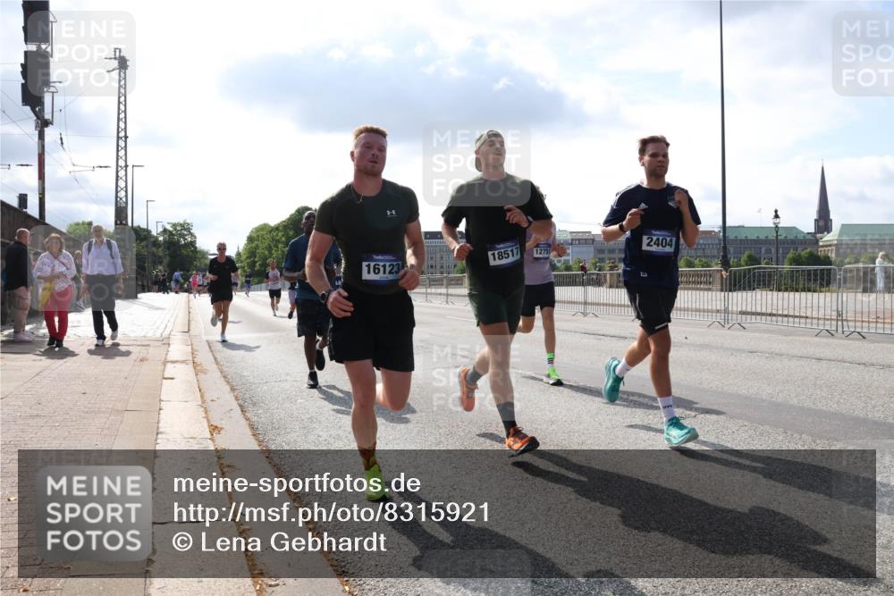 29.06.2025 - hella hamburg halbmarathon Lena Gebhardt http://msf.ph/oto/8315921 29.06.2025 09:47:31 Lombardsbrücke 1, 16123, 18517, 12751, 2404, 1002, 1217, 1396, 1407, 1910, 1959, 2121, 2196, 2228, 2296, 2404, 2563, 2774, 2836, 2851, 3005, 3783, 3790, 3935, 4246, 4740, 5923, 5961, 6032, 6305, 6473, 6915, 7831, 7972, 8084, 8366, 8395, 8901, 9171, 9376, 9508, 9519, 10771, 10968, 11019, 11055, 11370, 11559, 11806, 12137, 12204, 12704, 12751, 13029, 13148, 13419, 13514, 13771, 13972, 13991, 14459, 14601, 16123, 17154, 18419 meine-sportfotos.de
