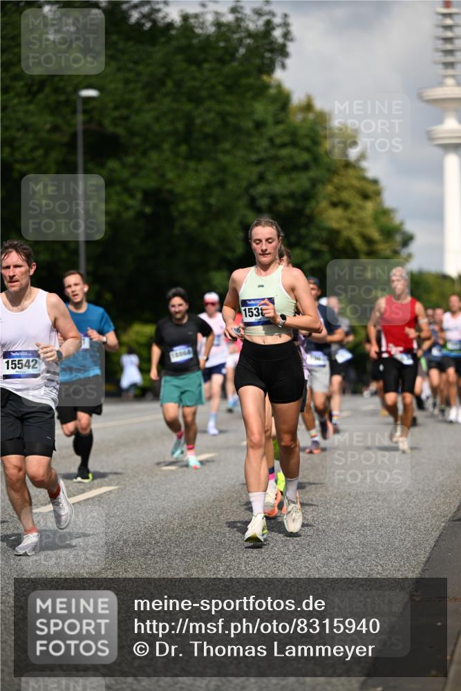 29.06.2025 - hella hamburg halbmarathon Dr. Thomas Lammeyer http://msf.ph/oto/8315940 29.06.2025 09:55:08 Kennedybrücke 1136, 1570, 1903, 1920, 1941, 2972, 3523, 3700, 4297, 4759, 4843, 4999, 5375, 5410, 7092, 7105, 7363, 7962, 8346, 8871, 9114, 9262, 9364, 9380, 10375, 10480, 10669, 11417 meine-sportfotos.de