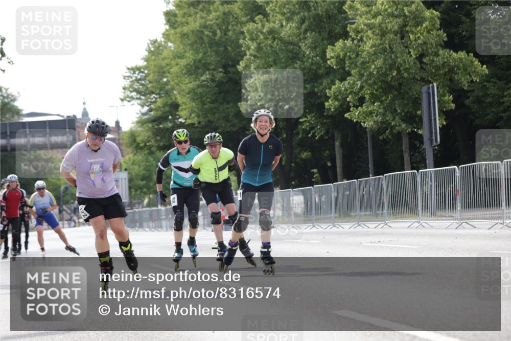 29.06.2025 - hella hamburg halbmarathon Jannik Wohlers http://msf.ph/oto/8316574 29.06.2025 08:59:35 Lombardsbrücke  meine-sportfotos.de
