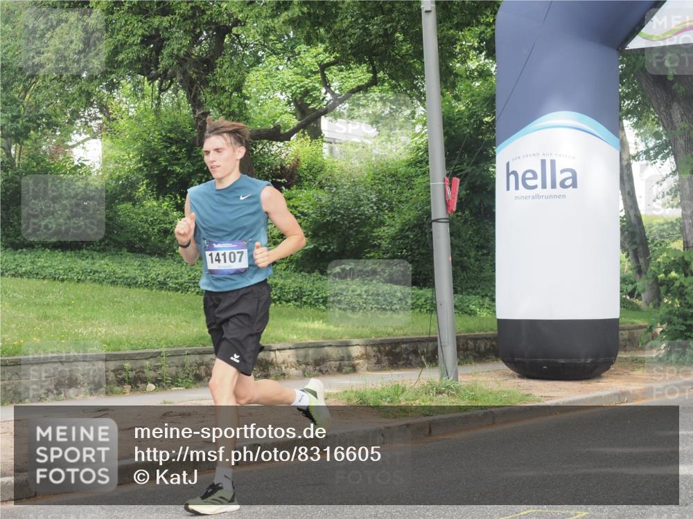 29.06.2025 - hella hamburg halbmarathon KatJ http://msf.ph/oto/8316605 29.06.2025 10:15:50 Zwischen KM18-KM19 2483, 8376 meine-sportfotos.de