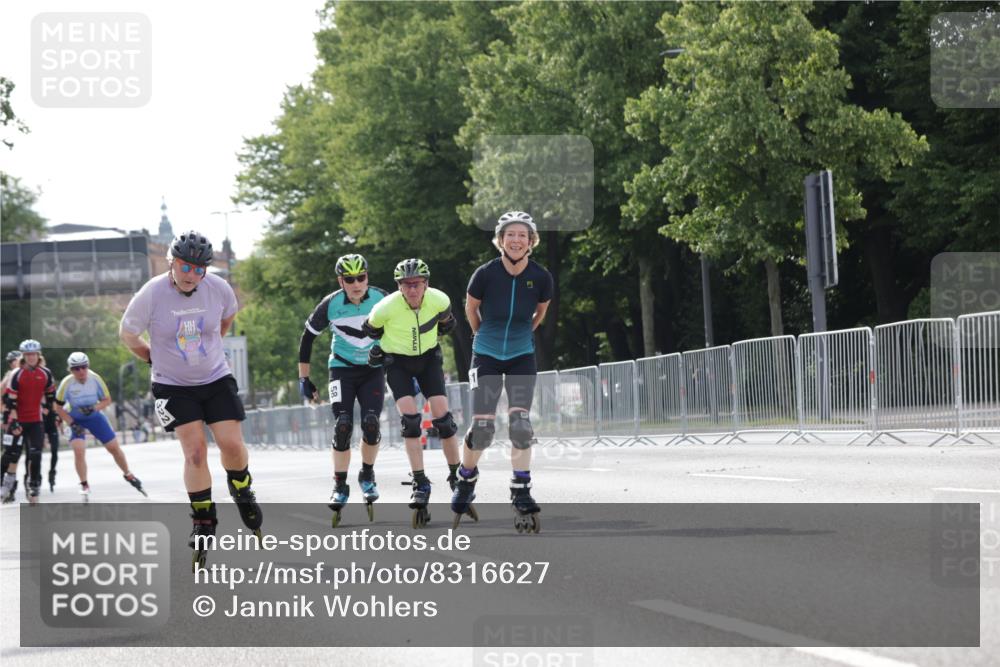 29.06.2025 - hella hamburg halbmarathon Jannik Wohlers http://msf.ph/oto/8316627 29.06.2025 08:59:35 Lombardsbrücke  meine-sportfotos.de