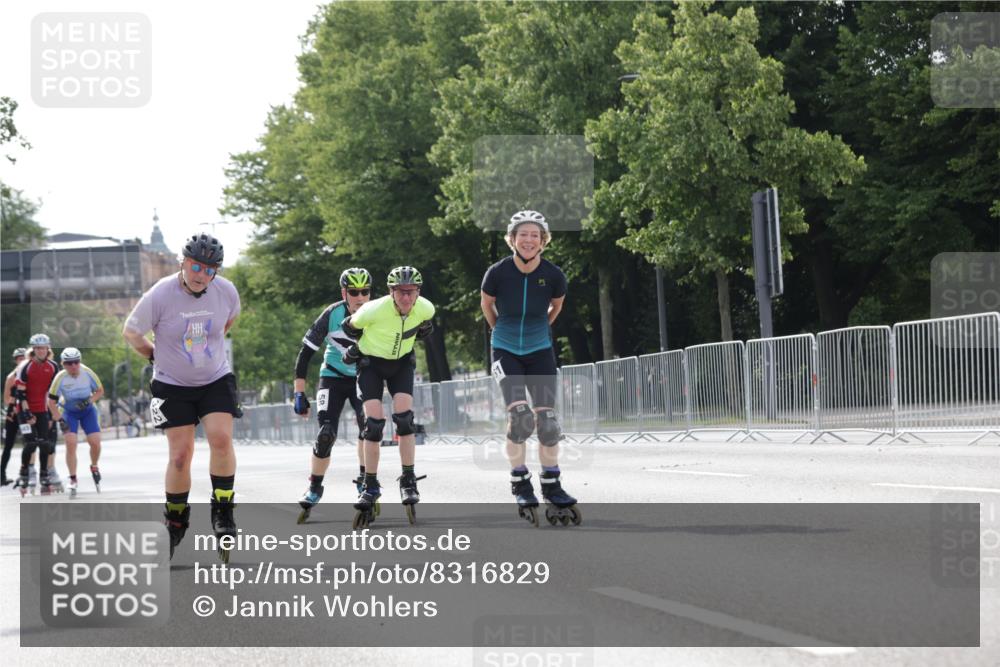 29.06.2025 - hella hamburg halbmarathon Jannik Wohlers http://msf.ph/oto/8316829 29.06.2025 08:59:35 Lombardsbrücke  meine-sportfotos.de