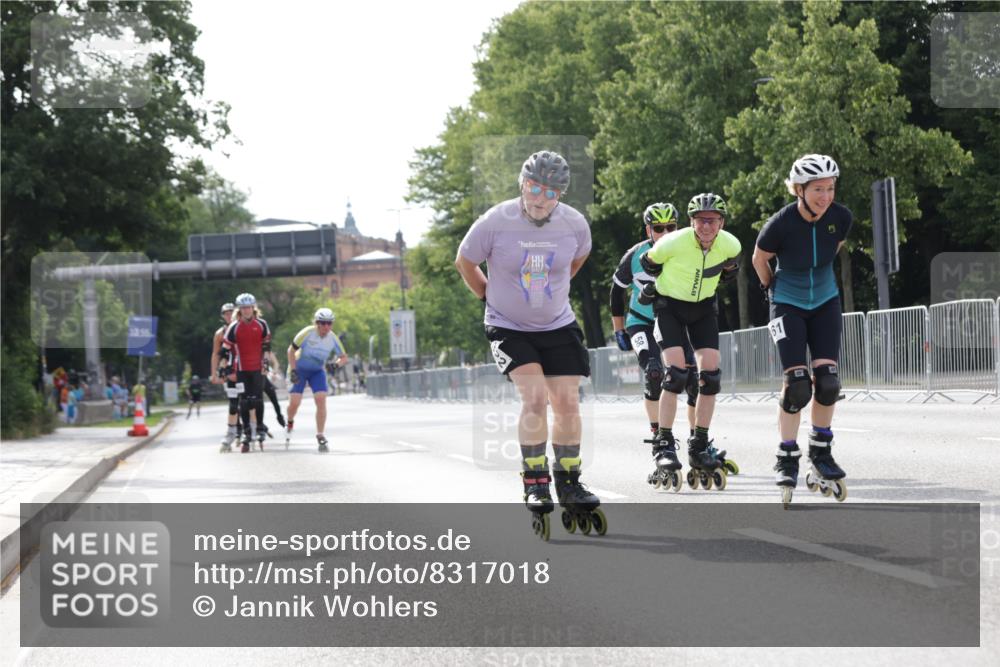 29.06.2025 - hella hamburg halbmarathon Jannik Wohlers http://msf.ph/oto/8317018 29.06.2025 08:59:36 Lombardsbrücke  meine-sportfotos.de