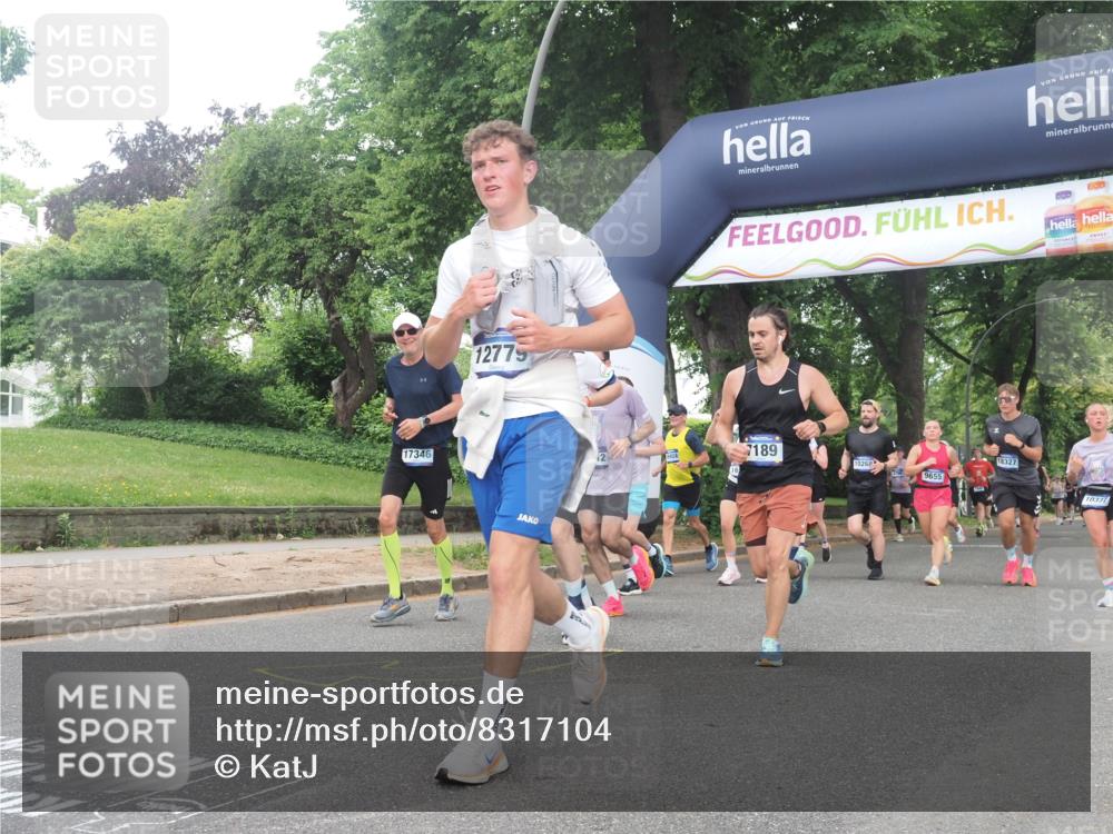 29.06.2025 - hella hamburg halbmarathon KatJ http://msf.ph/oto/8317104 29.06.2025 10:45:23 Zwischen KM18-KM19 1319, 2159, 4708, 4767, 5084, 6138, 6147, 7189 meine-sportfotos.de