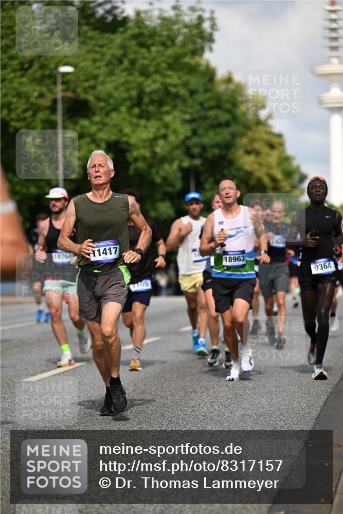 29.06.2025 - hella hamburg halbmarathon Dr. Thomas Lammeyer http://msf.ph/oto/8317157 29.06.2025 09:55:14 Kennedybrücke 1570, 1903, 1920, 1941, 2653, 2880, 3523, 4297, 4843, 4991, 4999, 5014, 5129, 5375, 5410, 6490, 6770, 7092, 7105, 7363, 7962, 8074, 8346, 8359, 8871, 8900, 9114, 9358, 9364, 9380, 10319, 10375, 10480, 10669, 11417 meine-sportfotos.de