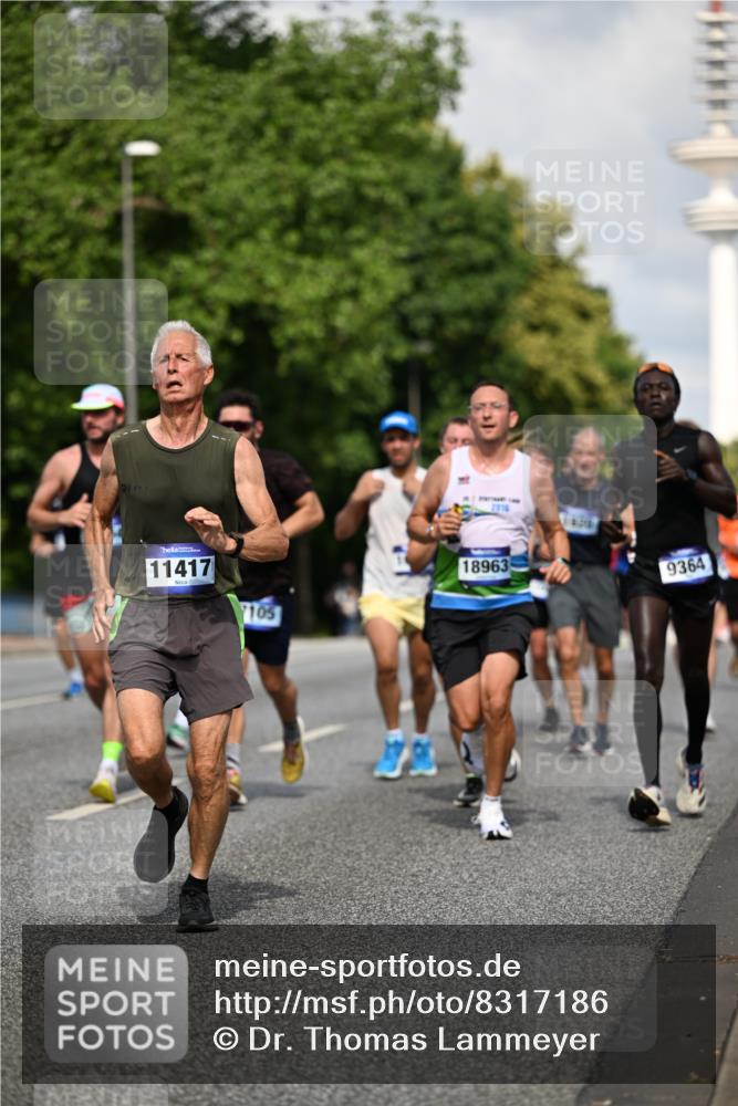 29.06.2025 - hella hamburg halbmarathon Dr. Thomas Lammeyer http://msf.ph/oto/8317186 29.06.2025 09:55:15 Kennedybrücke 1570, 1903, 1920, 1941, 2653, 2880, 3437, 3523, 4297, 4991, 4999, 5014, 5129, 5410, 6490, 6770, 7092, 7105, 7363, 7962, 8074, 8346, 8359, 8871, 8900, 9114, 9358, 9364, 9380, 10319, 10375, 10480, 10669, 11021, 11417 meine-sportfotos.de