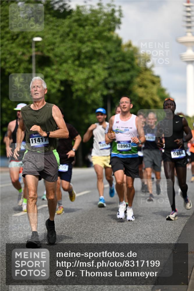 29.06.2025 - hella hamburg halbmarathon Dr. Thomas Lammeyer http://msf.ph/oto/8317199 29.06.2025 09:55:15 Kennedybrücke 1570, 1903, 1920, 1941, 2653, 2880, 3437, 3523, 4297, 4991, 4999, 5014, 5129, 5410, 6490, 6770, 7092, 7105, 7363, 7962, 8074, 8346, 8359, 8871, 8900, 9114, 9358, 9364, 9380, 10319, 10375, 10480, 10669, 11021, 11417 meine-sportfotos.de