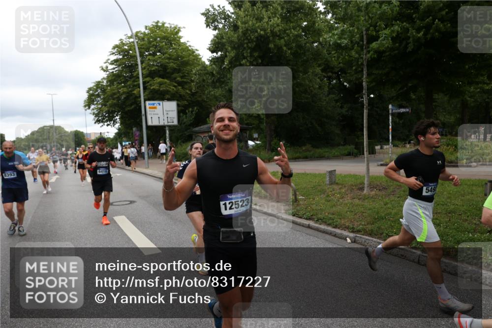29.06.2025 - hella hamburg halbmarathon Yannick Fuchs http://msf.ph/oto/8317227 29.06.2025 10:50:49 20KM 1485, 1583, 1955, 2034, 2282, 2417, 2676, 3413, 3435, 3836, 4167, 4940, 5033, 5418, 5492, 6272, 6399, 6416, 6835, 7716, 8393, 8542, 8652, 8669, 8825, 9488, 9577, 9727, 9820, 9907, 9934, 10133, 10212, 11043, 11083, 11212, 11590, 11612, 12014, 12348, 12440, 12523, 13394, 13666, 13750, 13863, 14139, 14369, 14678, 15097, 15145, 15431, 15695, 15712, 15726, 16113, 16257, 16261, 16470, 16634, 16830, 16909, 17160, 17617, 17779, 17828, 18208, 18652, 18719, 19091, 19184 meine-sportfotos.de