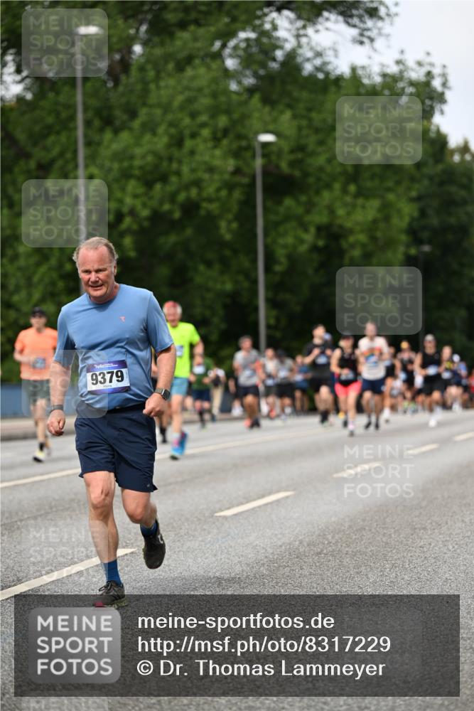 29.06.2025 - hella hamburg halbmarathon Dr. Thomas Lammeyer http://msf.ph/oto/8317229 29.06.2025 10:38:48 Kennedybrücke 2355, 2376, 2751, 2801, 3145, 3420, 3829, 4479, 4540, 5453, 5609, 6105, 6171, 6310, 6329, 6843, 7299, 7644, 8021, 8589, 8965, 9379, 9448, 9514, 10674, 11122, 11245 meine-sportfotos.de