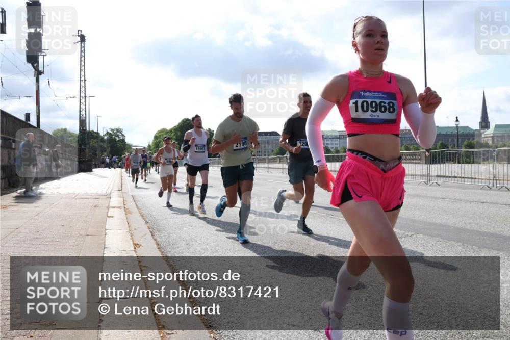 29.06.2025 - hella hamburg halbmarathon Lena Gebhardt http://msf.ph/oto/8317421 29.06.2025 09:47:45 Lombardsbrücke 14601, 2196, 229, 10968, 1002, 1164, 1217, 1407, 1562, 1910, 2121, 2196, 2228, 2296, 2404, 2774, 2851, 3783, 4246, 4602, 4740, 5092, 5923, 5961, 6473, 6915, 7972, 8084, 8366, 8395, 8901, 9171, 9178, 9508, 9944, 10384, 10968, 11019, 11559, 11745, 11806, 12137, 12462, 12704, 12751, 12865, 13029, 13419, 13514, 13798, 13854, 14387, 14459, 14601, 14934, 14952, 15261, 15965, 16123, 16964, 17154, 18419 meine-sportfotos.de