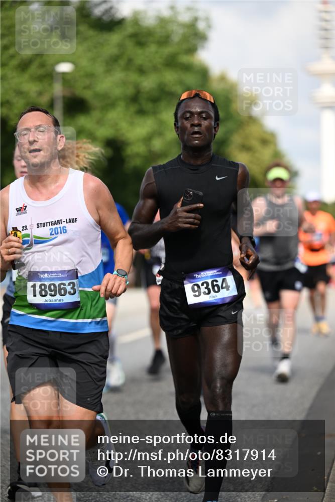 29.06.2025 - hella hamburg halbmarathon Dr. Thomas Lammeyer http://msf.ph/oto/8317914 29.06.2025 09:55:17 Kennedybrücke 1312, 1570, 1903, 1920, 2653, 2880, 3437, 4297, 4991, 4999, 5014, 5129, 5410, 5987, 6490, 6770, 7092, 7105, 7363, 7962, 8074, 8346, 8359, 8871, 8900, 9114, 9358, 9364, 10319, 10375, 10480, 10669, 11021, 11417 meine-sportfotos.de