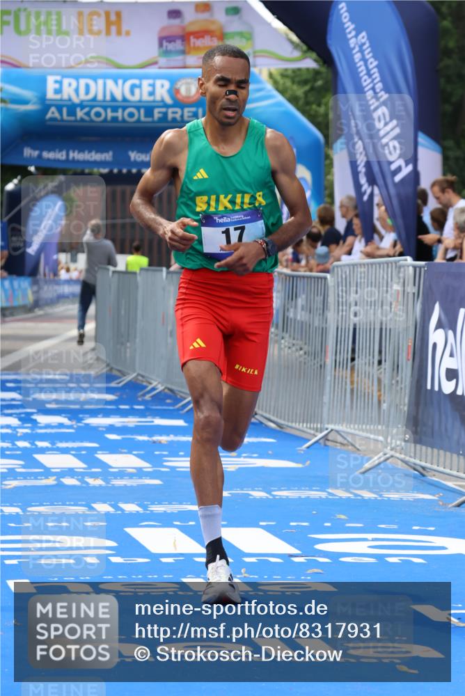 29.06.2025 - hella hamburg halbmarathon Strokosch-Dieckow http://msf.ph/oto/8317931 29.06.2025 10:05:26 Ziel 17 meine-sportfotos.de