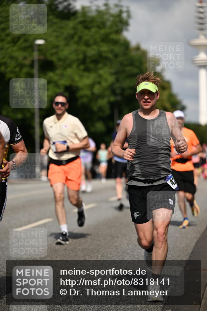 29.06.2025 - hella hamburg halbmarathon Dr. Thomas Lammeyer http://msf.ph/oto/8318141 29.06.2025 09:55:19 Kennedybrücke 1312, 1353, 1570, 1903, 1920, 2653, 2880, 3437, 3697, 4297, 4991, 4999, 5014, 5129, 5410, 5987, 6490, 6770, 7092, 7105, 7363, 7962, 8074, 8346, 8359, 8871, 8900, 9114, 9358, 9364, 9659, 10319, 10375, 10480, 10669, 11021, 11417 meine-sportfotos.de