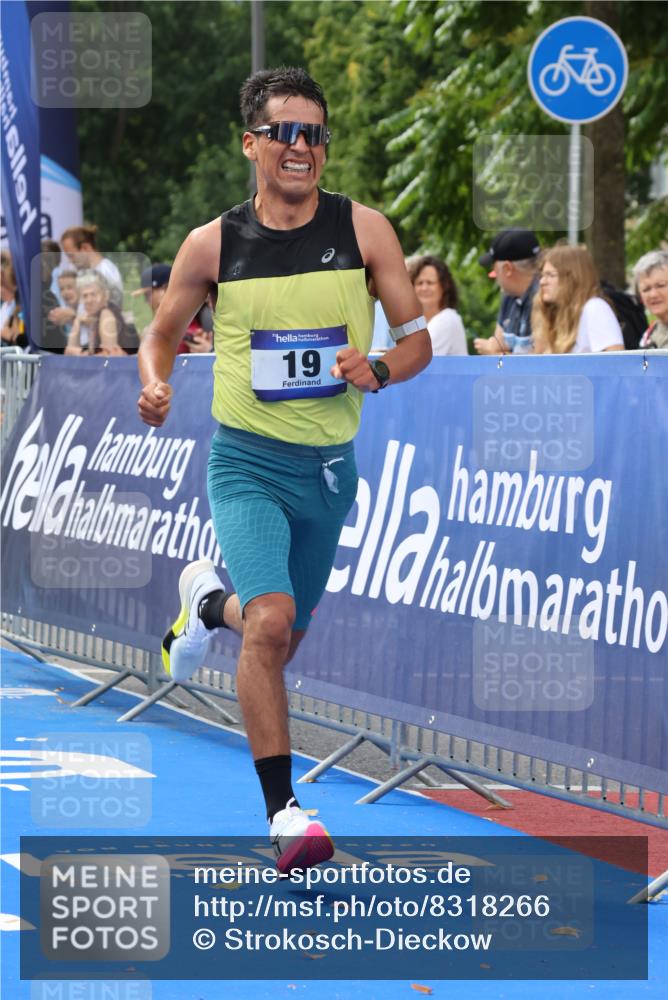 29.06.2025 - hella hamburg halbmarathon Strokosch-Dieckow http://msf.ph/oto/8318266 29.06.2025 10:05:19 Ziel 17, 19 meine-sportfotos.de