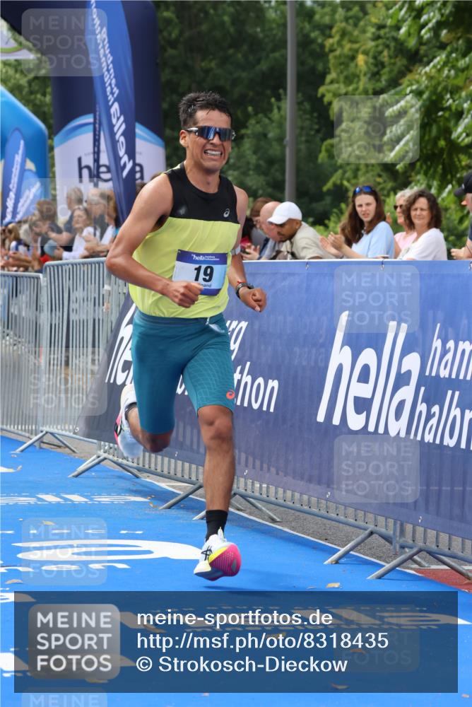 29.06.2025 - hella hamburg halbmarathon Strokosch-Dieckow http://msf.ph/oto/8318435 29.06.2025 10:05:19 Ziel 17, 19 meine-sportfotos.de