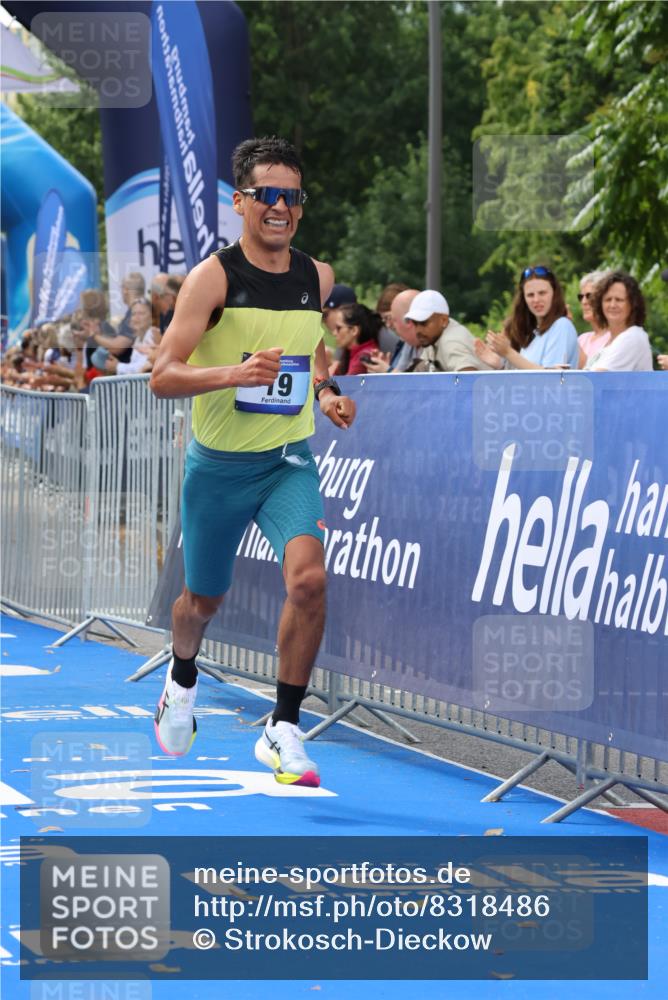 29.06.2025 - hella hamburg halbmarathon Strokosch-Dieckow http://msf.ph/oto/8318486 29.06.2025 10:05:19 Ziel 17, 19 meine-sportfotos.de
