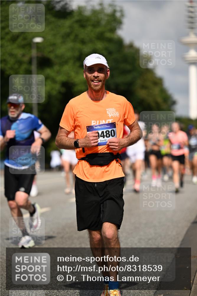 29.06.2025 - hella hamburg halbmarathon Dr. Thomas Lammeyer http://msf.ph/oto/8318539 29.06.2025 09:55:22 Kennedybrücke 1312, 1353, 1570, 1903, 1920, 2653, 2880, 3437, 3697, 4297, 4991, 4999, 5014, 5129, 5987, 6490, 6770, 7092, 7105, 7363, 7962, 8074, 8346, 8359, 8871, 8900, 9114, 9358, 9364, 9659, 10319, 10375, 10480, 10669, 10978, 11021, 11417 meine-sportfotos.de
