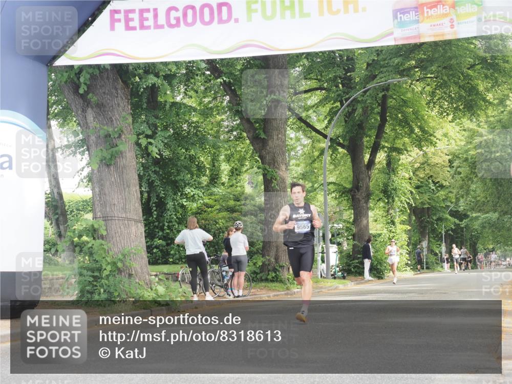 29.06.2025 - hella hamburg halbmarathon KatJ http://msf.ph/oto/8318613 29.06.2025 10:16:07 Zwischen KM18-KM19  meine-sportfotos.de