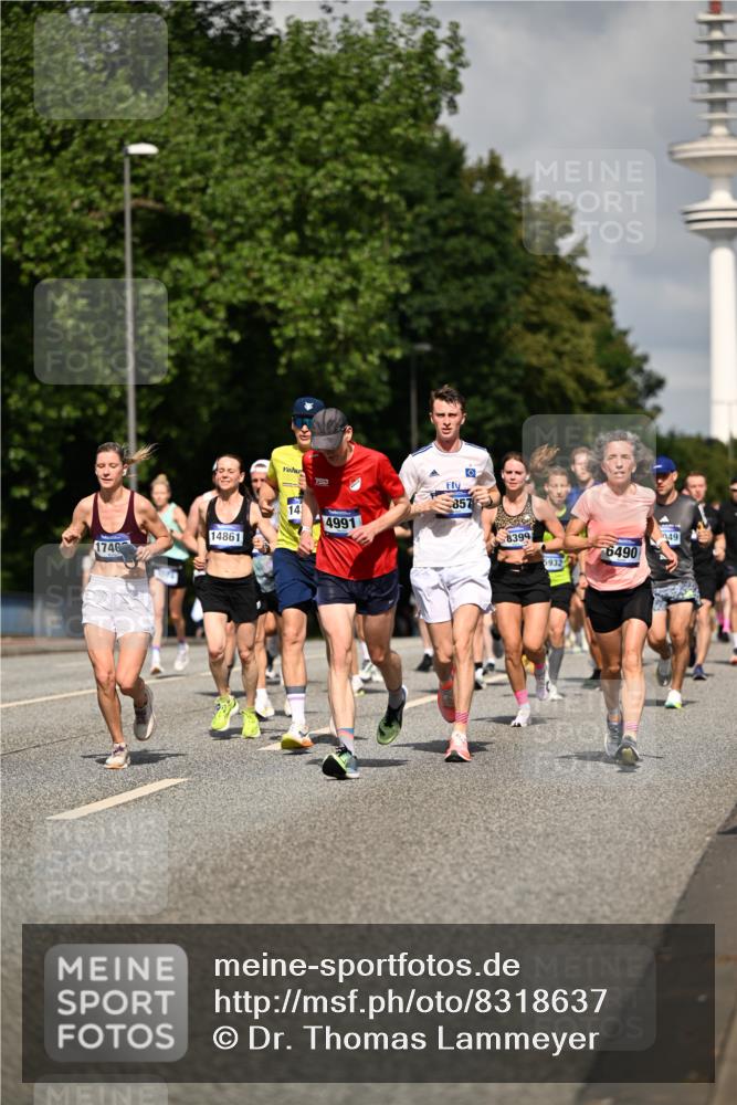 29.06.2025 - hella hamburg halbmarathon Dr. Thomas Lammeyer http://msf.ph/oto/8318637 29.06.2025 09:55:24 Kennedybrücke 1312, 1353, 1569, 1570, 1763, 1903, 1920, 2653, 2880, 3437, 3697, 4297, 4991, 4999, 5014, 5129, 5987, 6490, 6770, 7092, 7105, 7363, 7962, 8074, 8346, 8359, 8900, 9114, 9358, 9364, 9659, 10319, 10375, 10480, 10669, 10978, 11021, 11417 meine-sportfotos.de