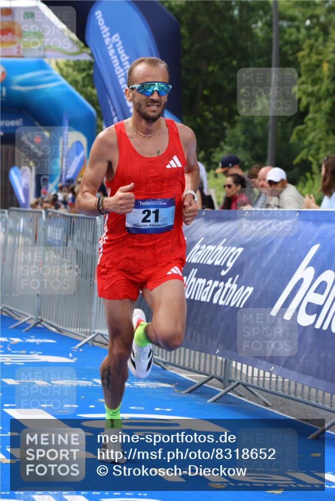 29.06.2025 - hella hamburg halbmarathon Strokosch-Dieckow http://msf.ph/oto/8318652 29.06.2025 10:05:09 Ziel 19, 21, 20052, 20518 meine-sportfotos.de