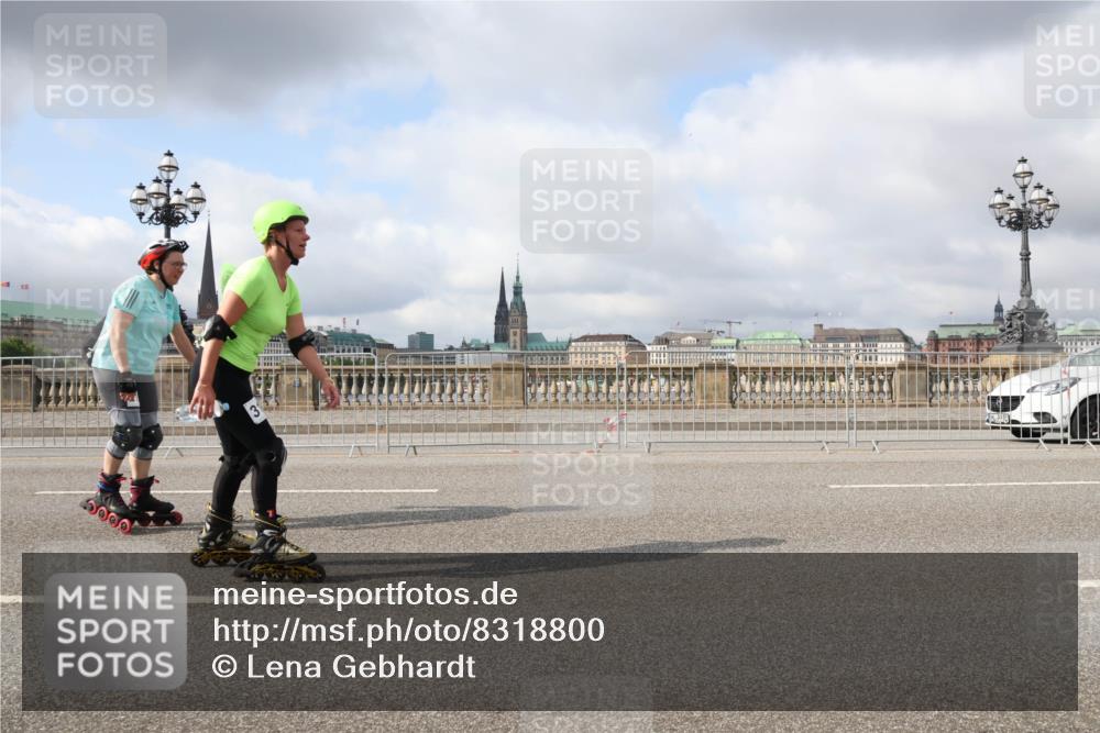 29.06.2025 - hella hamburg halbmarathon Lena Gebhardt http://msf.ph/oto/8318800 29.06.2025 09:07:40 Lombardsbrücke  meine-sportfotos.de