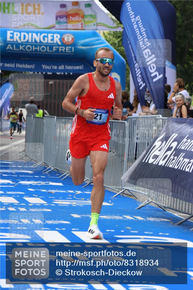 29.06.2025 - hella hamburg halbmarathon Strokosch-Dieckow http://msf.ph/oto/8318934 29.06.2025 10:05:09 Ziel 19, 21, 20052, 20518 meine-sportfotos.de