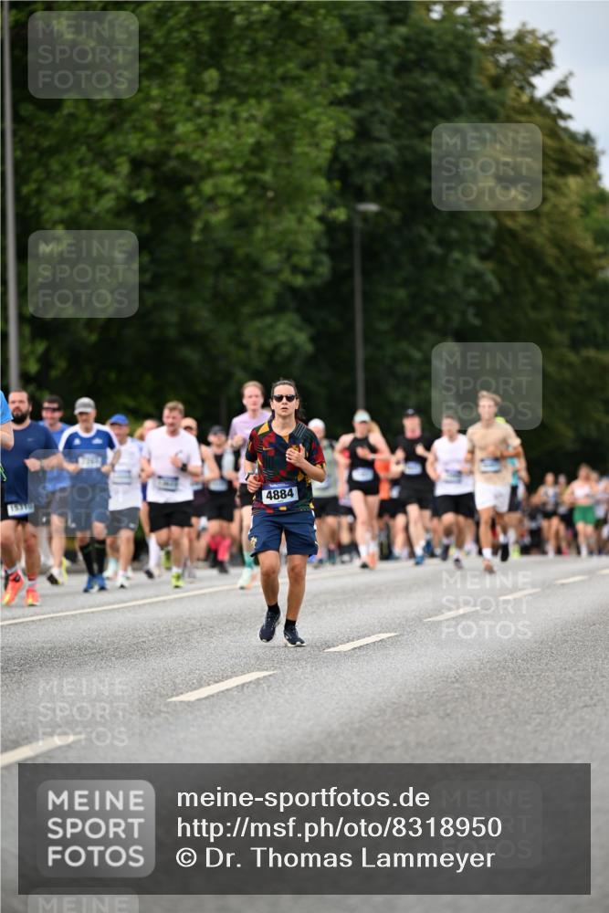 29.06.2025 - hella hamburg halbmarathon Dr. Thomas Lammeyer http://msf.ph/oto/8318950 29.06.2025 10:39:04 Kennedybrücke 1417, 1497, 2265, 2355, 2482, 2751, 2801, 3130, 3409, 3420, 4884, 5453, 6171, 6310, 6329, 6335, 6571, 7020, 7299, 8369, 8965, 9164, 9248, 10335, 10464, 10606 meine-sportfotos.de
