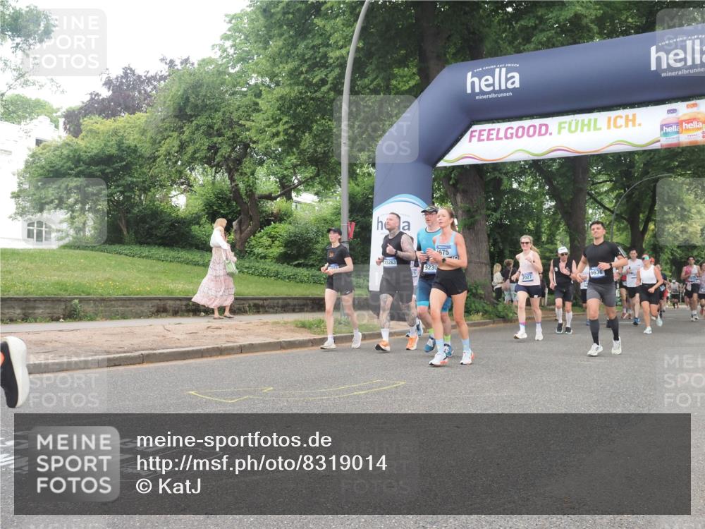 29.06.2025 - hella hamburg halbmarathon KatJ http://msf.ph/oto/8319014 29.06.2025 10:45:34 Zwischen KM18-KM19 1946, 1951, 2027, 4796, 5675, 6636, 7138 meine-sportfotos.de