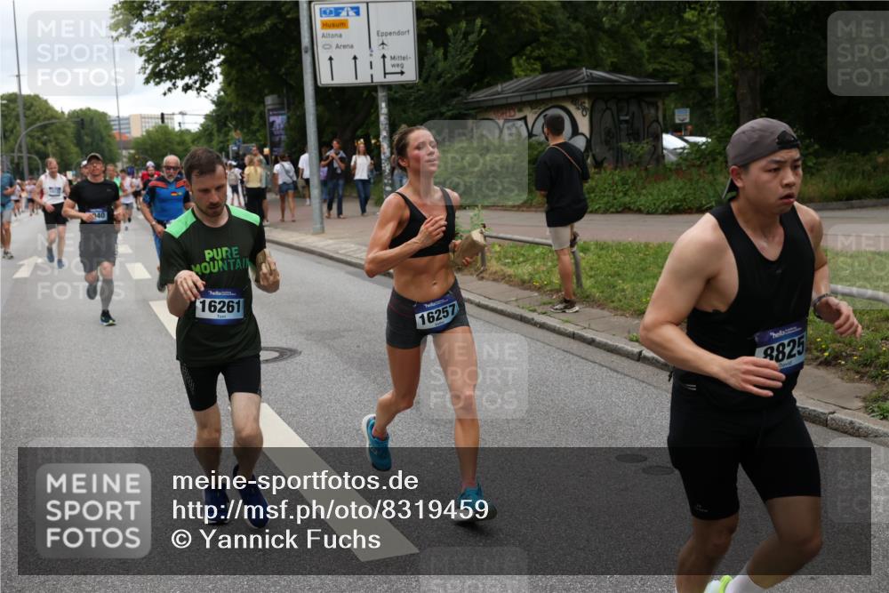 29.06.2025 - hella hamburg halbmarathon Yannick Fuchs http://msf.ph/oto/8319459 29.06.2025 10:50:55 20KM 1387, 1485, 2034, 2282, 2417, 2676, 3413, 3435, 3836, 4167, 4940, 5033, 5728, 6272, 6399, 6416, 6835, 7716, 8393, 8542, 8652, 8825, 9488, 9577, 9727, 9820, 9907, 9934, 10133, 10212, 11043, 11083, 11212, 11590, 11612, 11832, 12014, 12440, 12523, 13245, 13666, 13750, 13863, 14139, 14369, 14678, 15097, 15145, 15695, 15712, 15726, 16113, 16257, 16261, 16470, 16830, 16909, 17160, 17617, 17779, 17828, 17848, 18208, 18388, 18652, 19184 meine-sportfotos.de