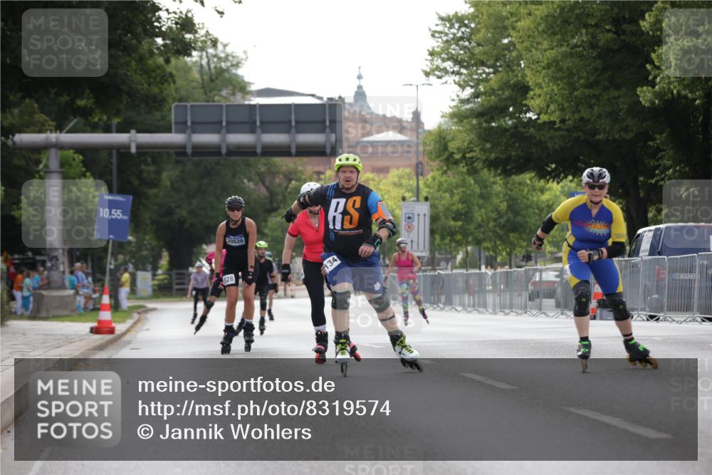29.06.2025 - hella hamburg halbmarathon Jannik Wohlers http://msf.ph/oto/8319574 29.06.2025 09:00:14 Lombardsbrücke  meine-sportfotos.de