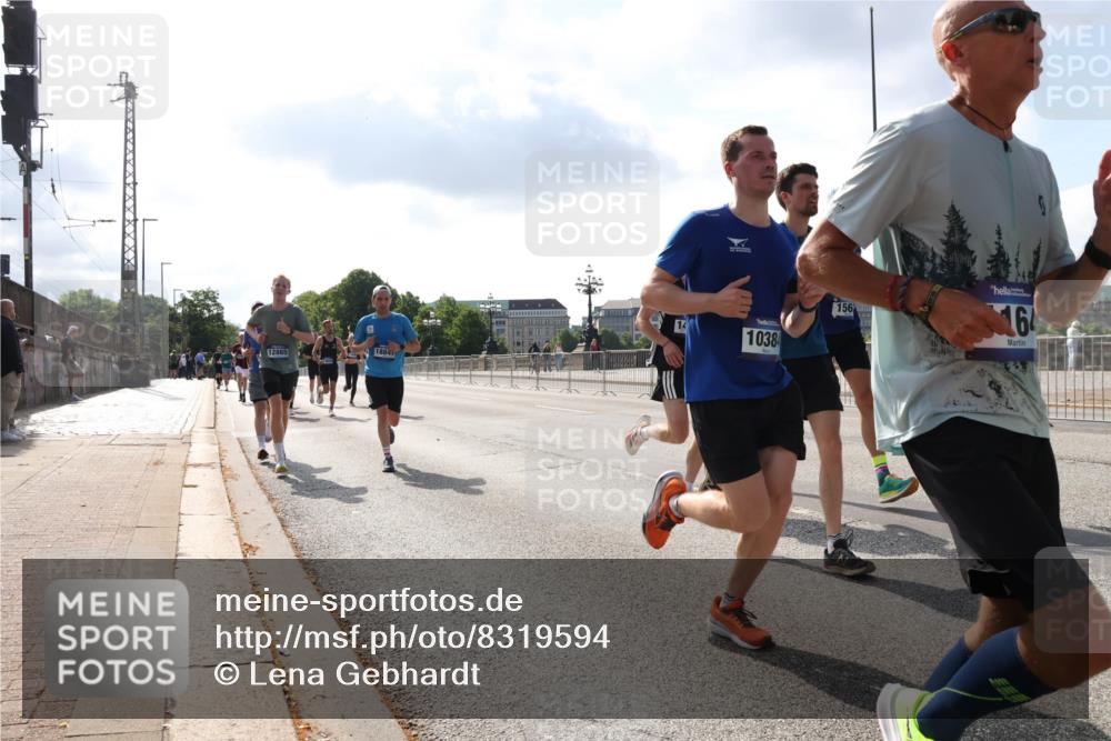 29.06.2025 - hella hamburg halbmarathon Lena Gebhardt http://msf.ph/oto/8319594 29.06.2025 09:47:54 Lombardsbrücke 18841, 12865, 10384, 156, 164, 1164, 1217, 1385, 1562, 1743, 2196, 2296, 2404, 2714, 2851, 4602, 5091, 5092, 5315, 5923, 6684, 6990, 8084, 8362, 8395, 8901, 9171, 9178, 9944, 10384, 10900, 10968, 11019, 11202, 11227, 11559, 11620, 11745, 12290, 12462, 12704, 12751, 12865, 13029, 13419, 13514, 13798, 13854, 14387, 14459, 14601, 14934, 14952, 15015, 15261, 15415, 15701, 15965, 16123, 16158, 16964, 17154, 18419 meine-sportfotos.de